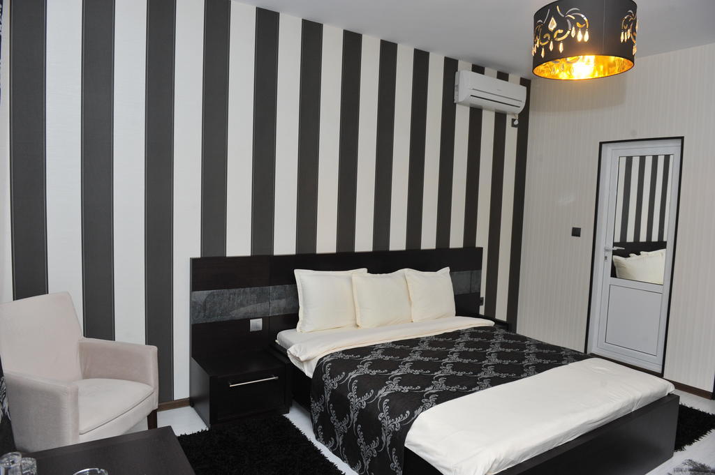 Eros Motel Sandanski Rom bilde
