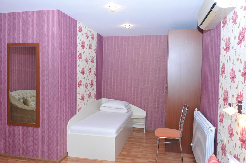 Eros Motel Sandanski Rom bilde