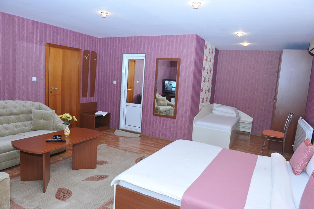 Eros Motel Sandanski Rom bilde