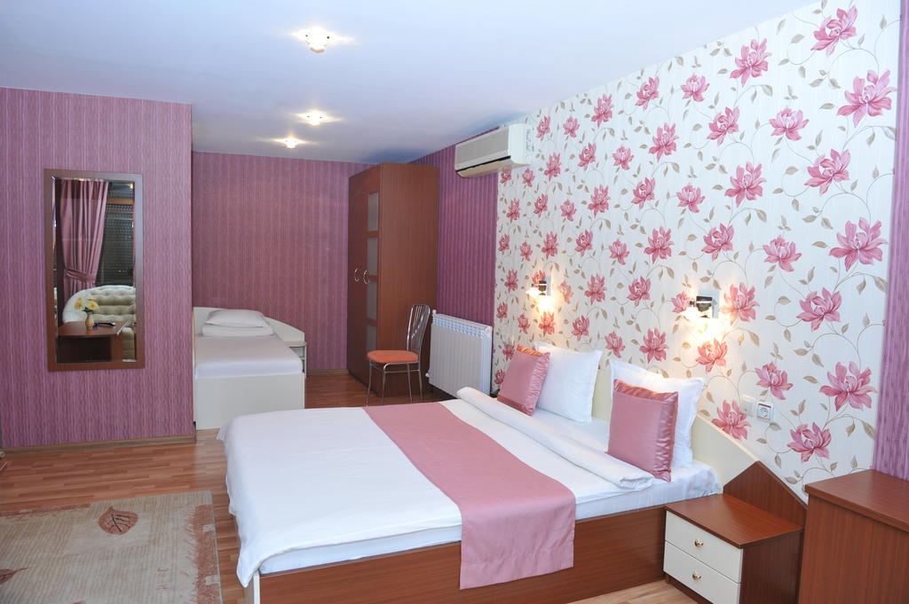Eros Motel Sandanski Rom bilde