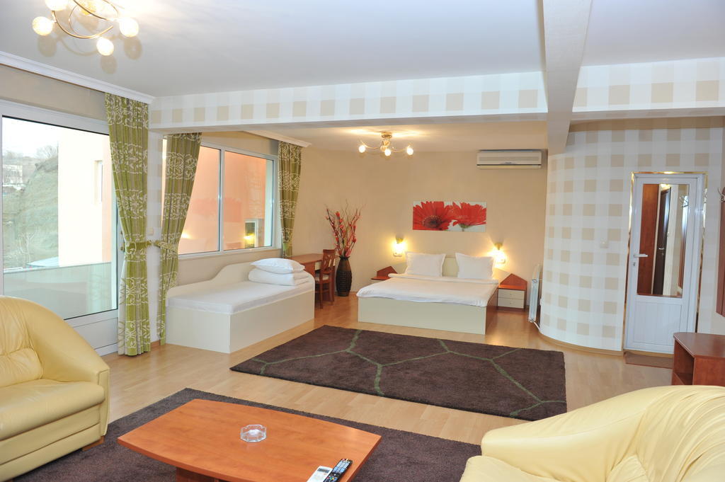 Eros Motel Sandanski Rom bilde