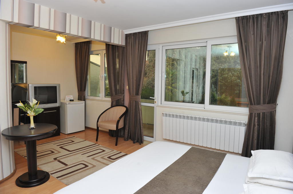 Eros Motel Sandanski Eksteriør bilde